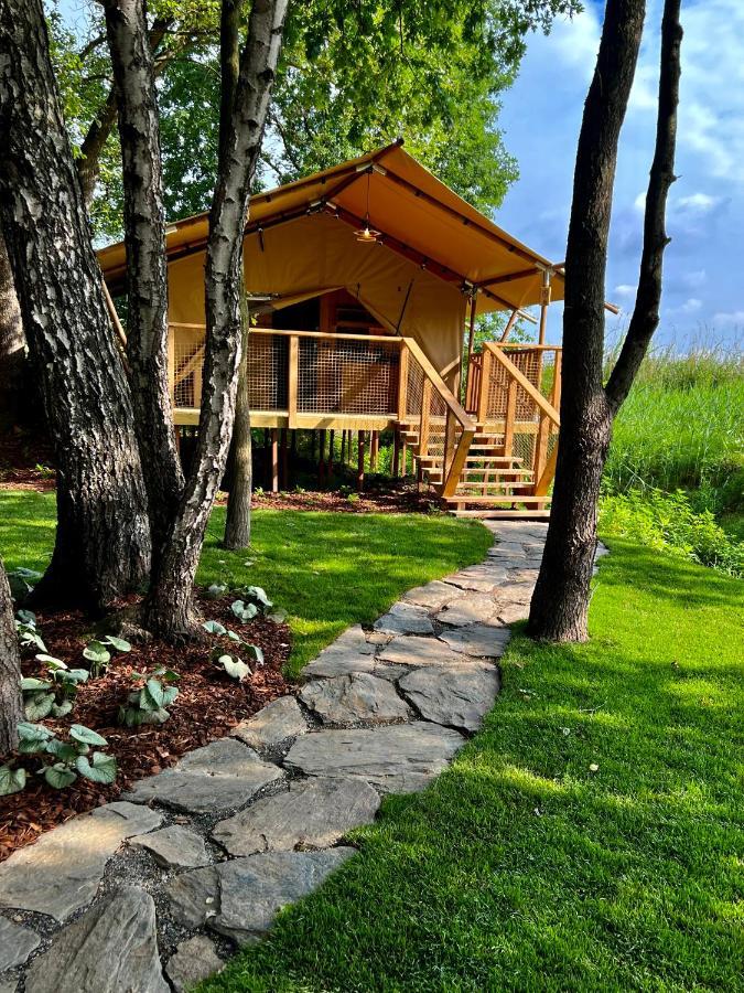 Hotel Zatoria Luxury Glamping Zator Exterior foto