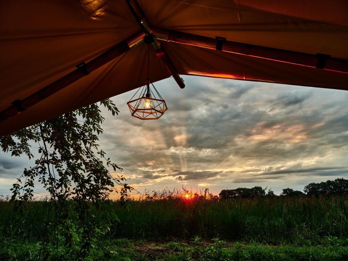Hotel Zatoria Luxury Glamping Zator Exterior foto