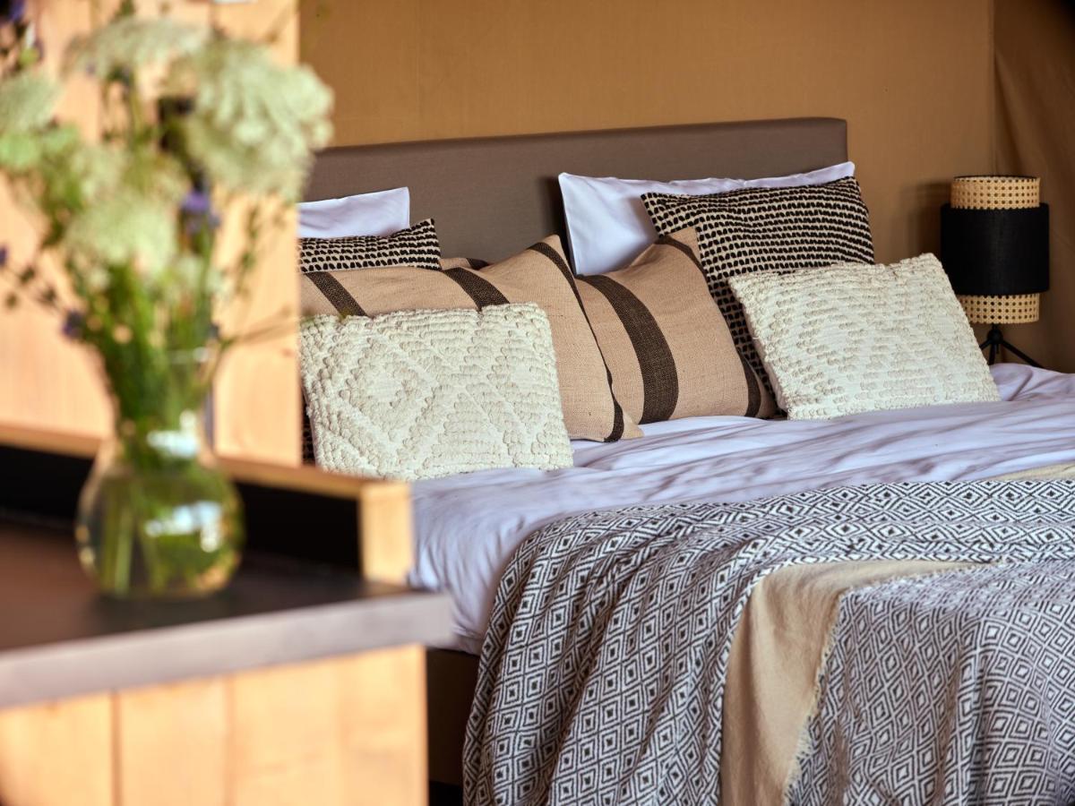 Hotel Zatoria Luxury Glamping Zator Exterior foto